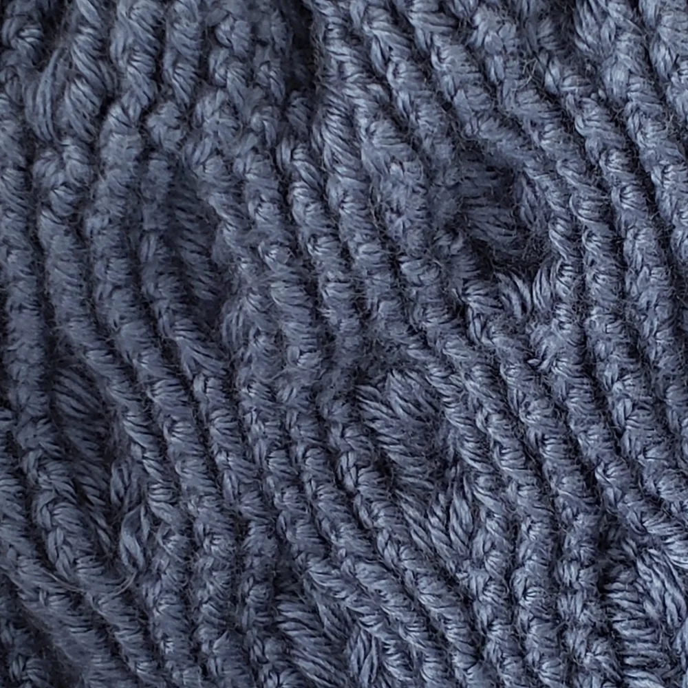 Chunky Hand-Knitted Winter Cap Beanie Blue NWOT‎